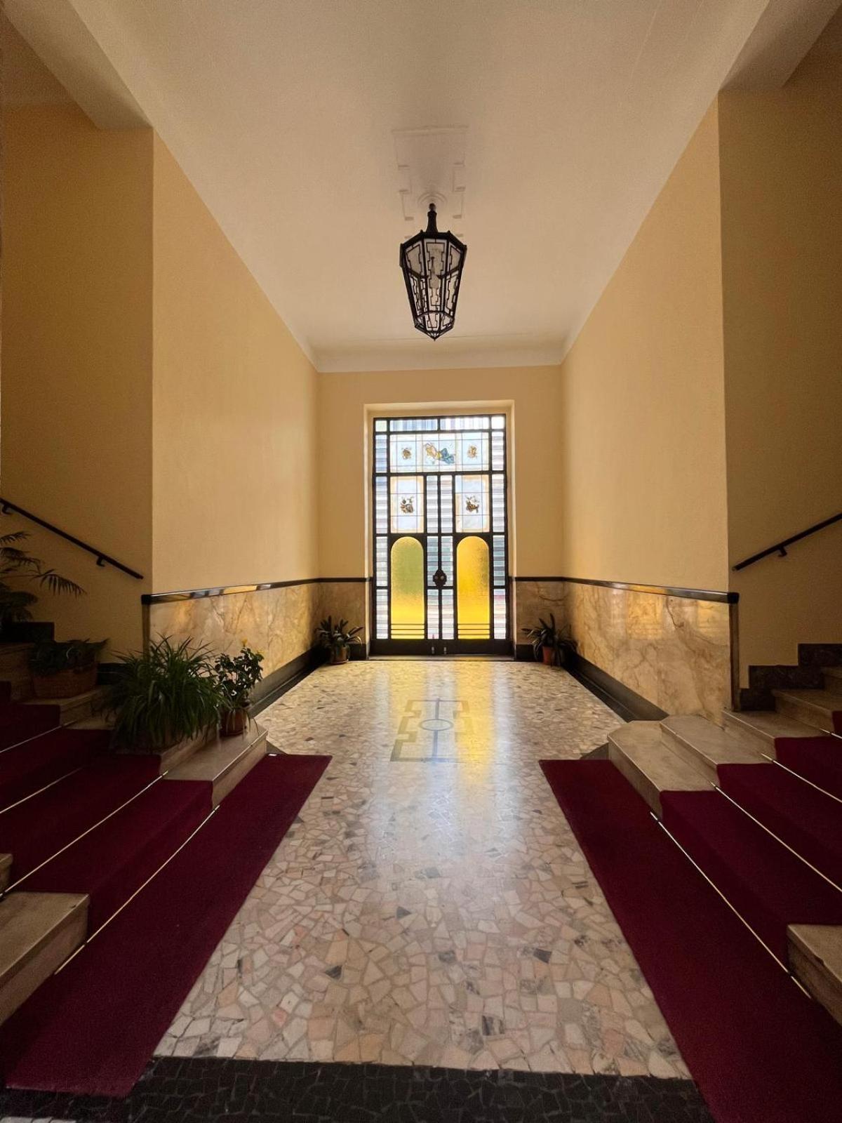 Atelier Grandi Apartment Милано Екстериор снимка